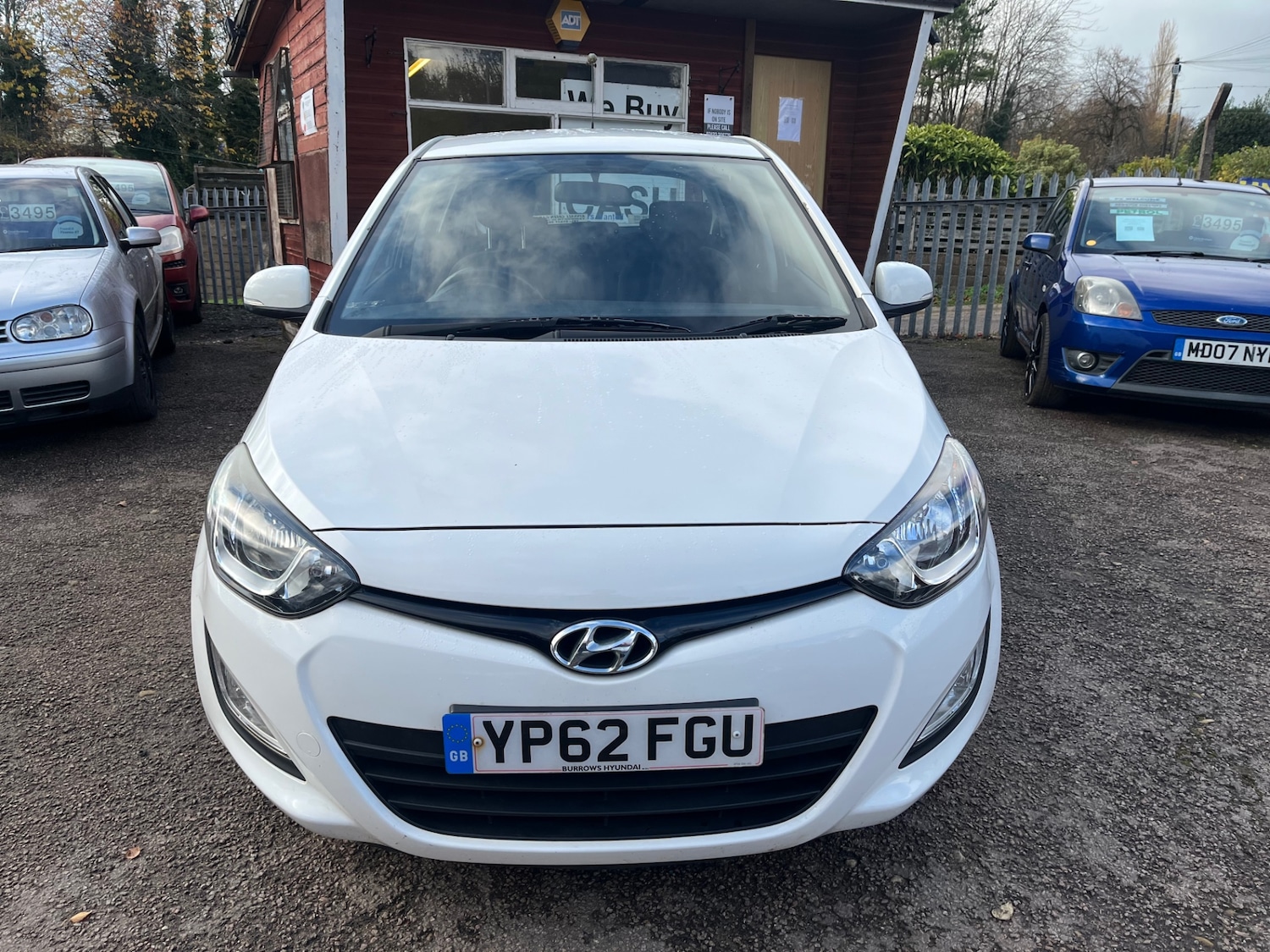 Used Hyundai i20 2012 for sale - 76536559: Photo 2