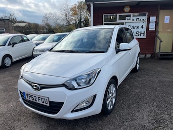 Used Hyundai i20 2012 for sale - 76536559: Photo