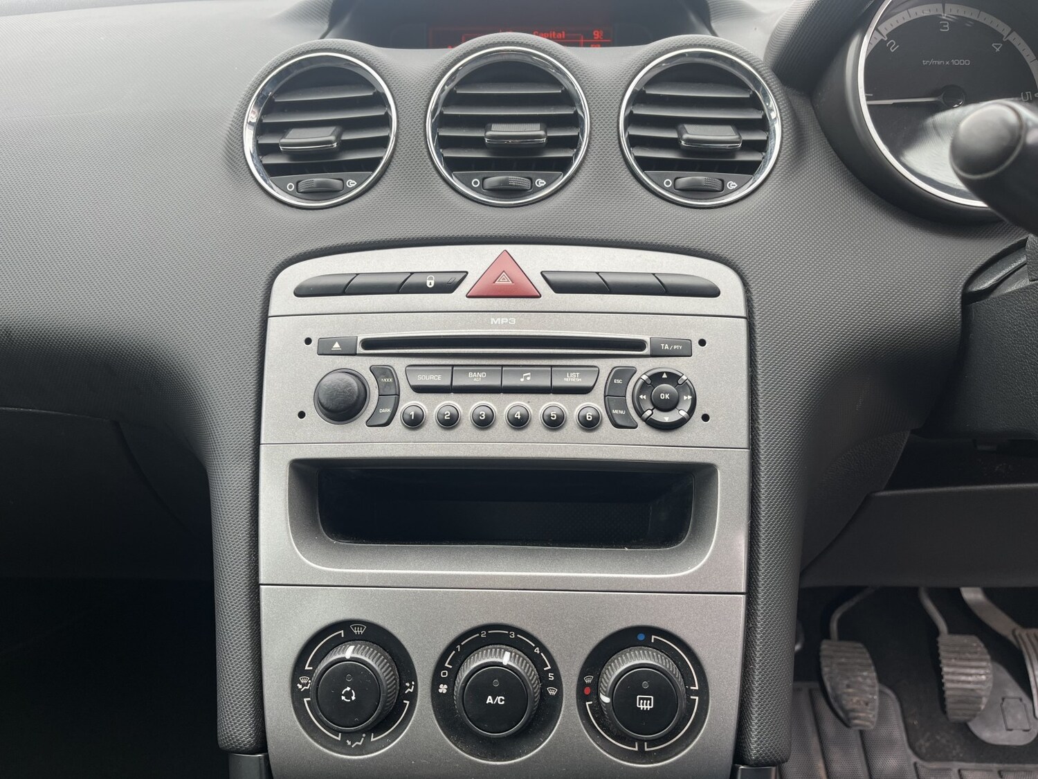 Used Peugeot 308 2009 for sale - 78105928: Photo 19