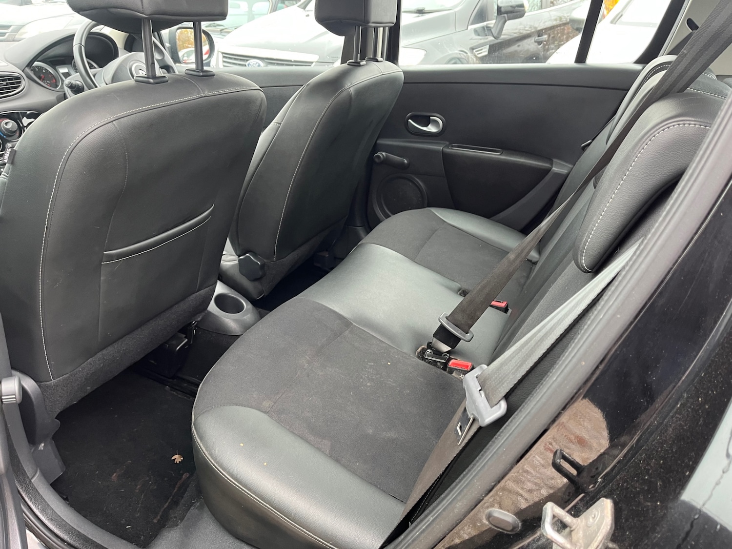 Used Renault Clio 2012 for sale - 76511099: Photo 10