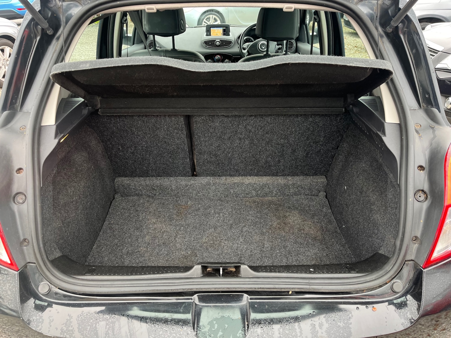 Used Renault Clio 2012 for sale - 76511099: Photo 9