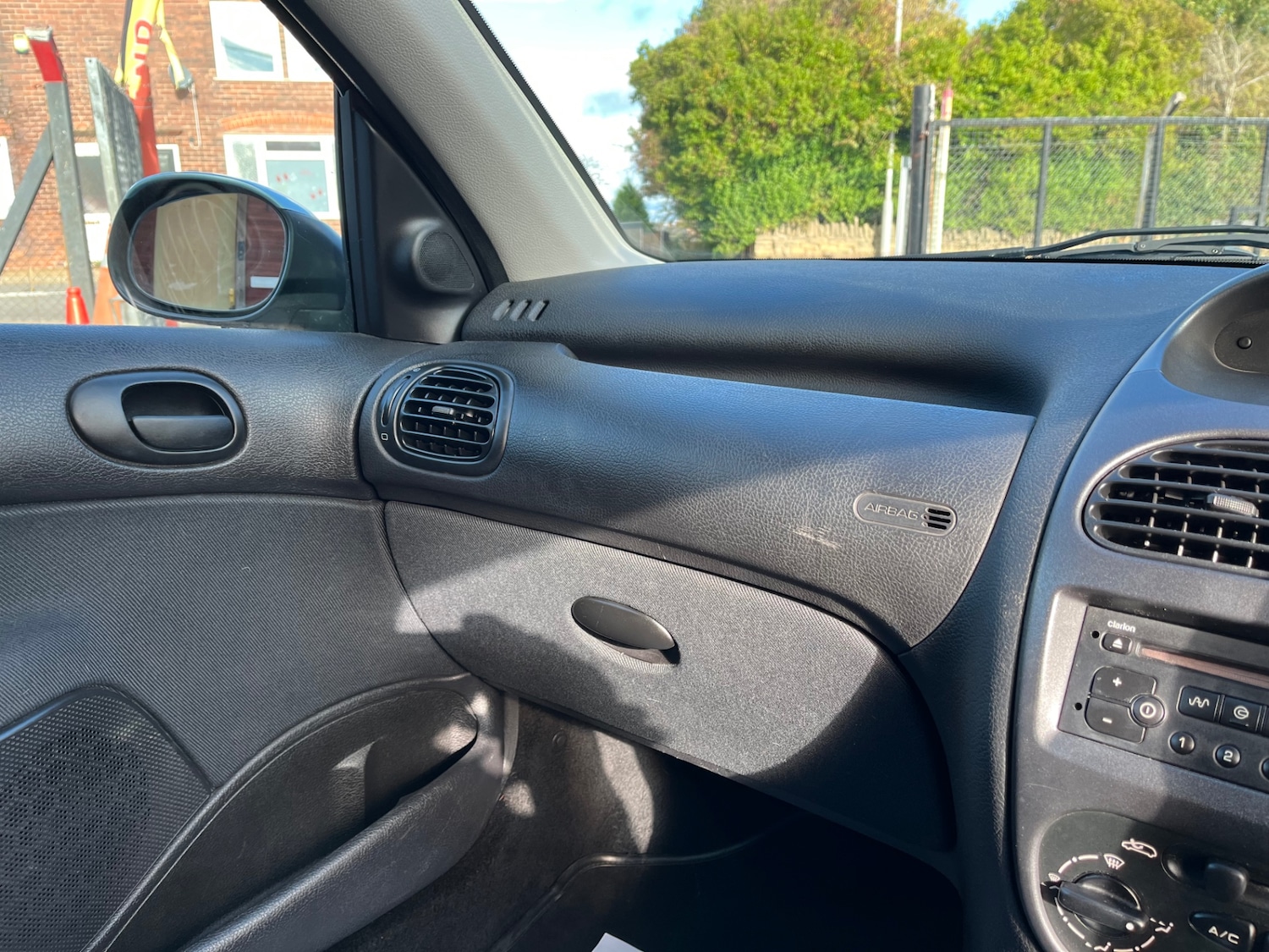 Used Peugeot 206 2005 for sale - 76358301: Photo 16