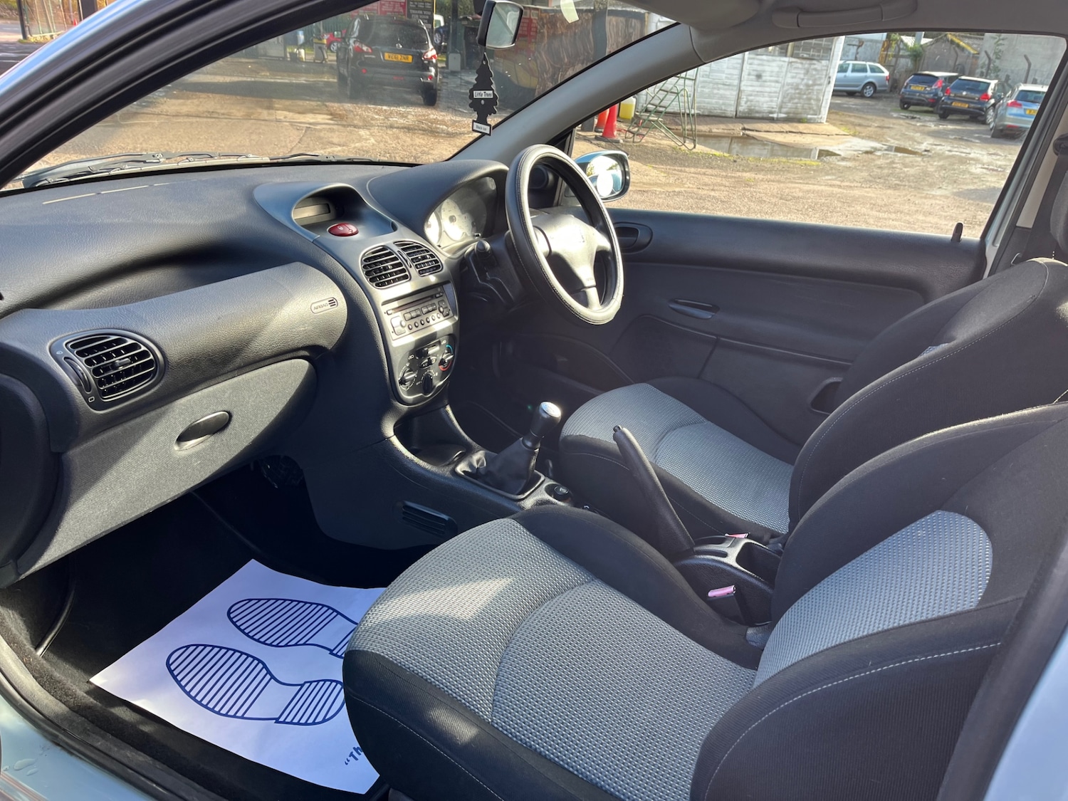 Used Peugeot 206 2005 for sale - 76358301: Photo 9