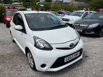 2013 (63) - 1.0 VVT-i Move 5dr