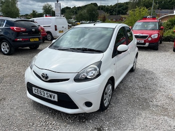 Used Toyota AYGO 2013 for sale - 75399683: Photo