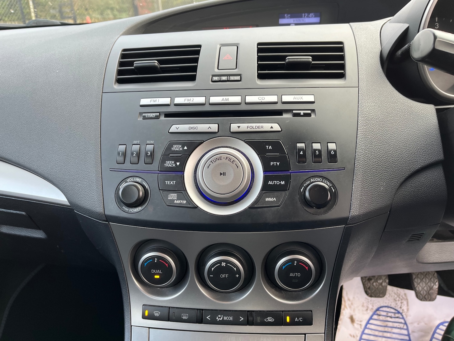 Used Mazda Mazda3 2010 for sale - 76797494: Photo 19