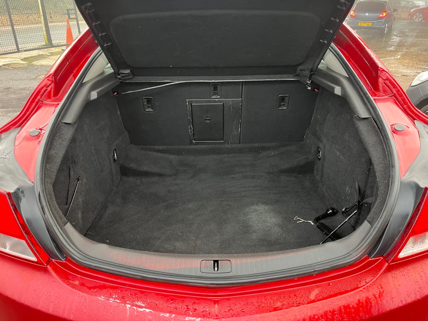 Used Vauxhall Insignia 2010 for sale - 77032840: Photo 9