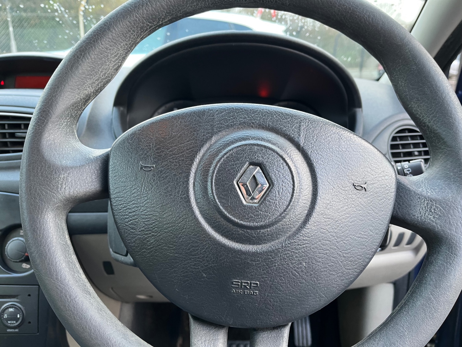 Used Renault Clio 2006 for sale - 77581607: Photo 11