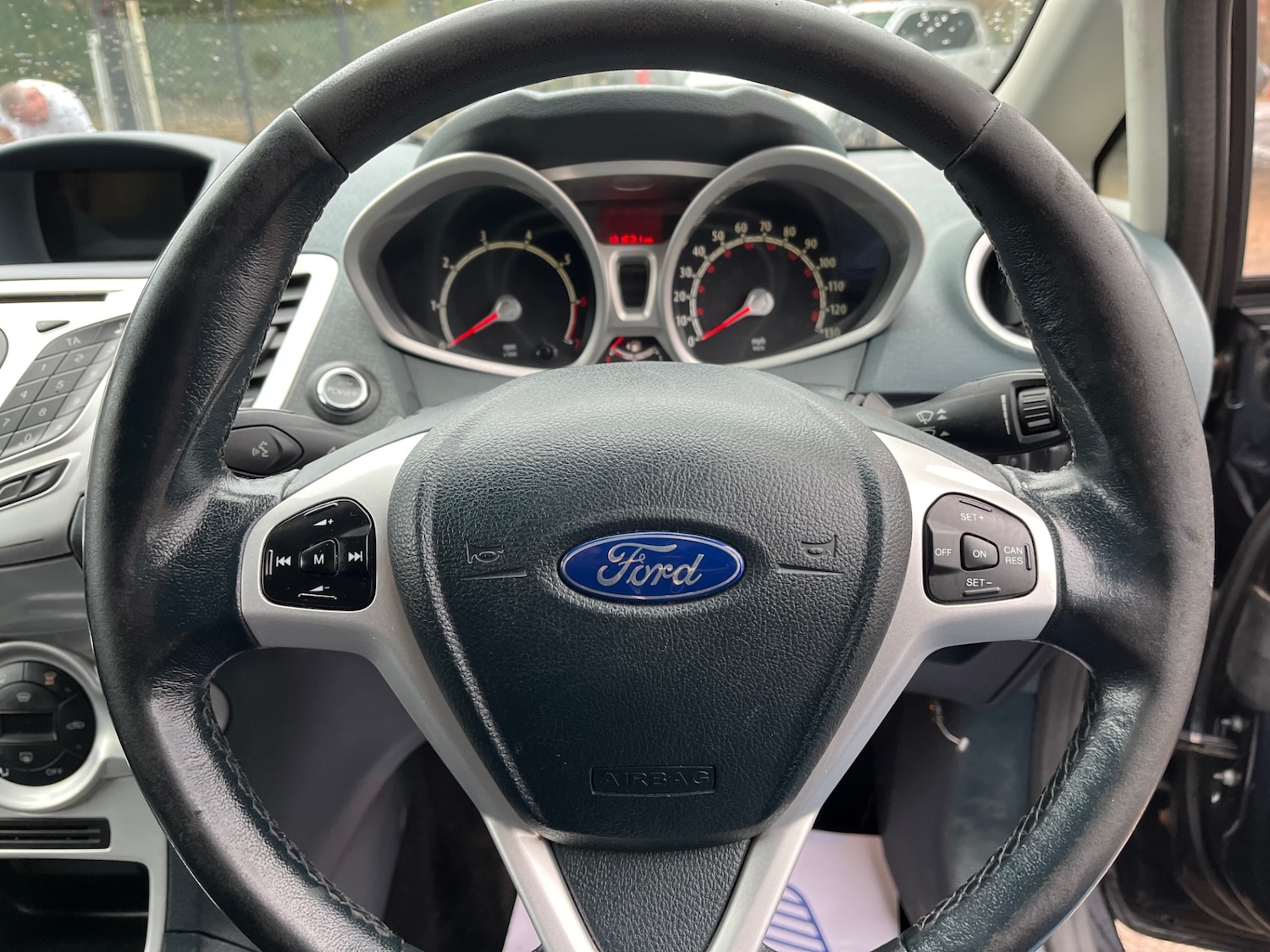 Used Ford Fiesta 2009 for sale - 76510792: Photo 14