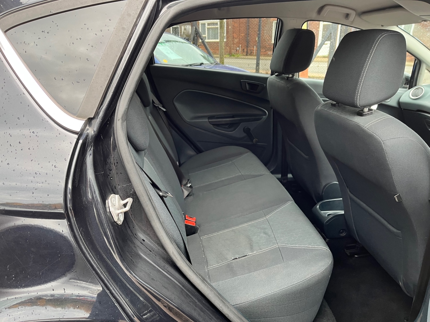 Used Ford Fiesta 2009 for sale - 76510792: Photo 8