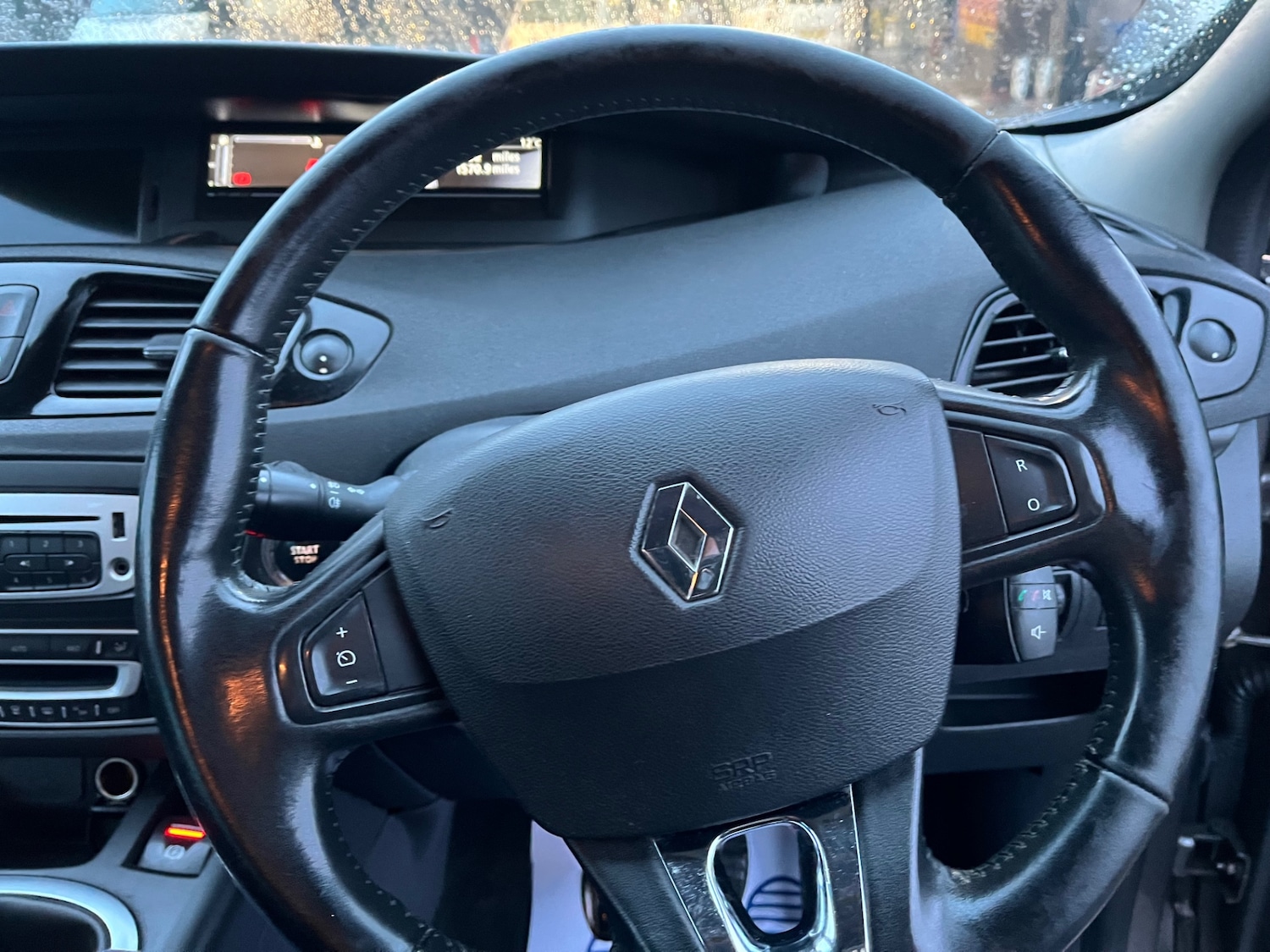 Used Renault Grand Scenic 2015 for sale - 76511733: Photo 15