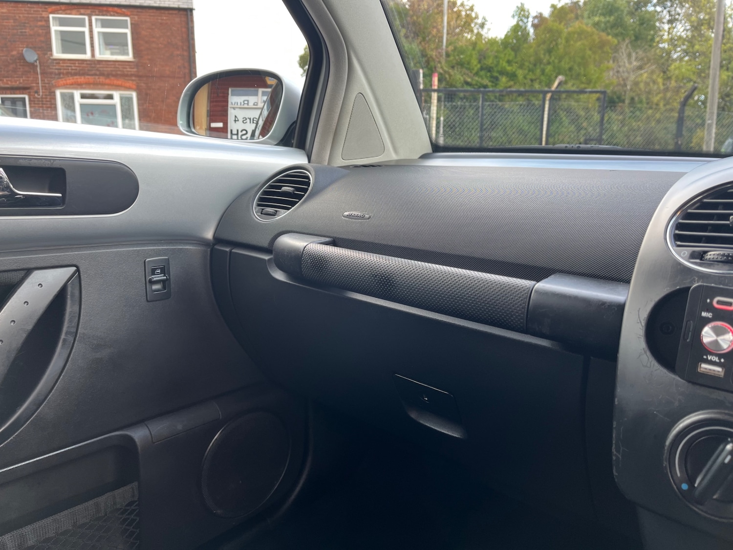 Used Volkswagen Beetle 2006 for sale - 76346823: Photo 15