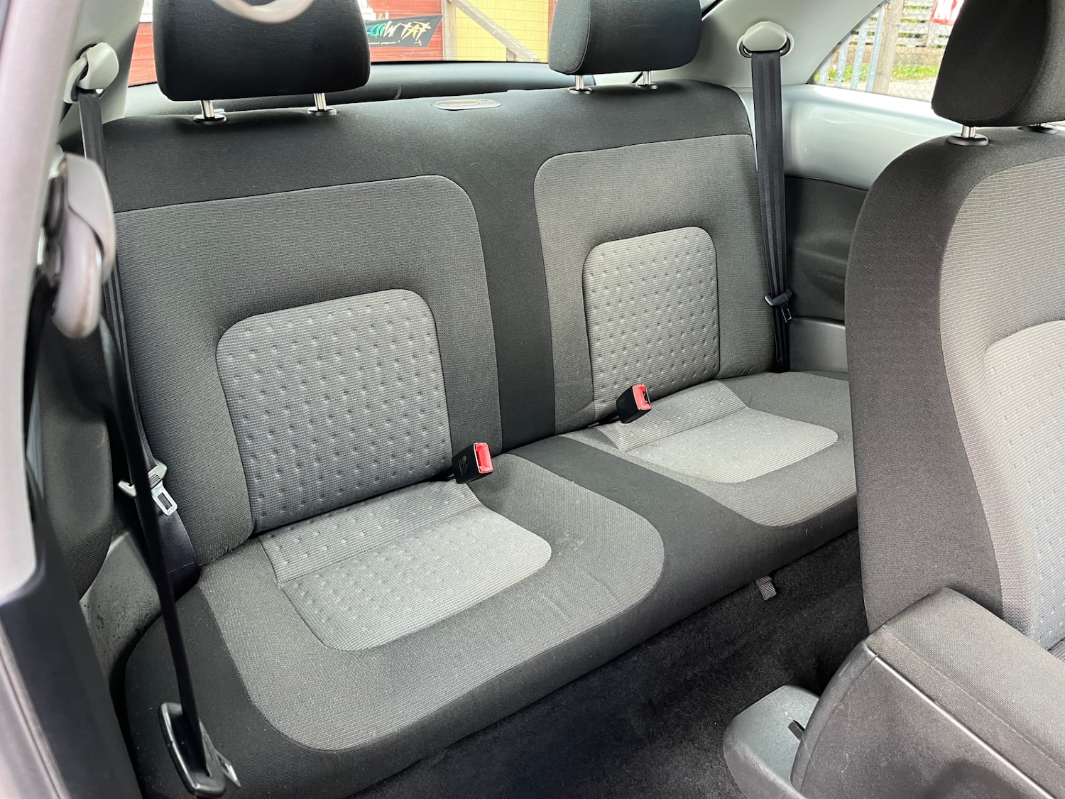 Used Volkswagen Beetle 2006 for sale - 76346823: Photo 6