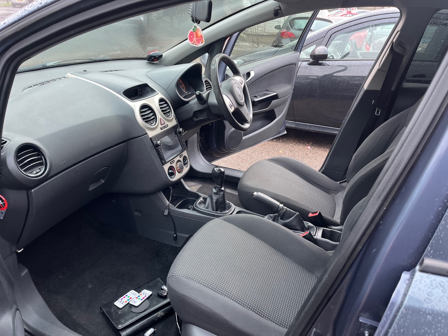 Used Vauxhall Corsa 2008 for sale - 77669261: Photo 11