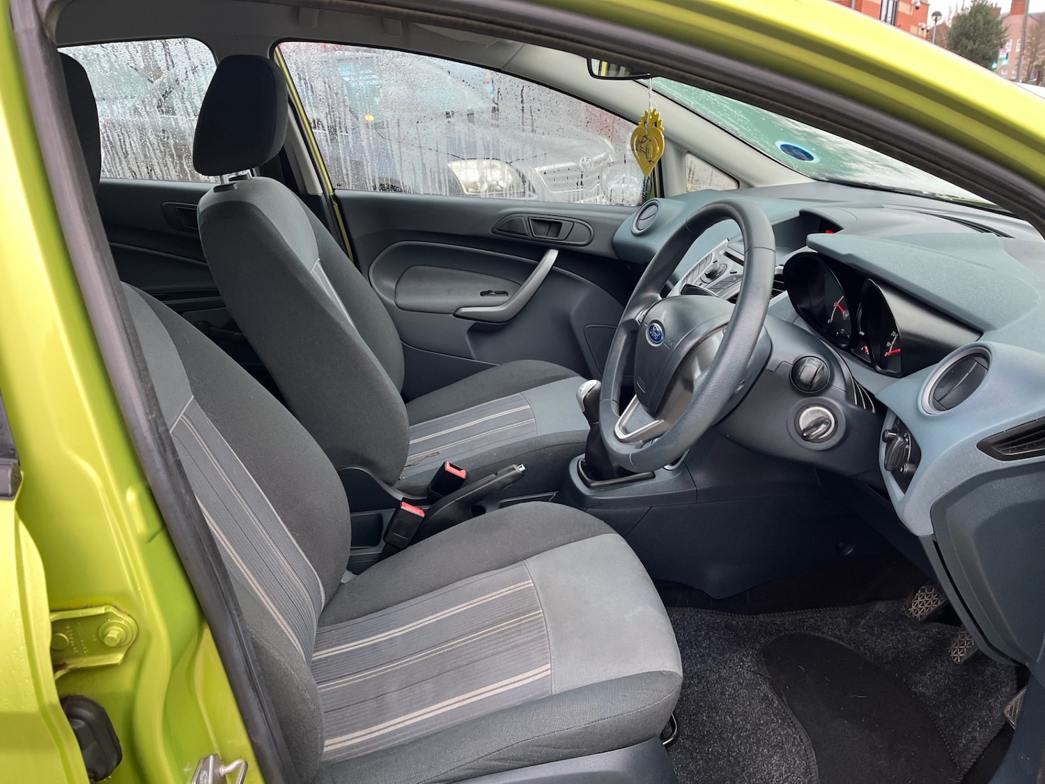 Used Ford Fiesta 2010 for sale - 77089601: Photo 7