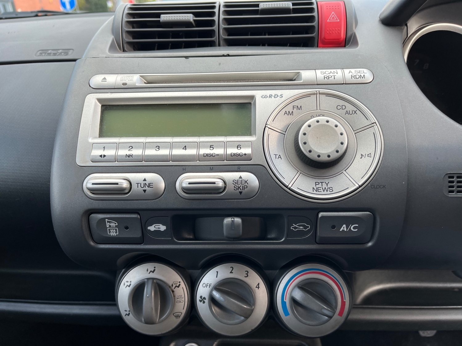 Used Honda Jazz 2008 for sale - 76686738: Photo 14