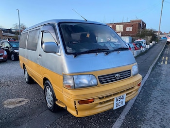 Toyota HiAce feature image