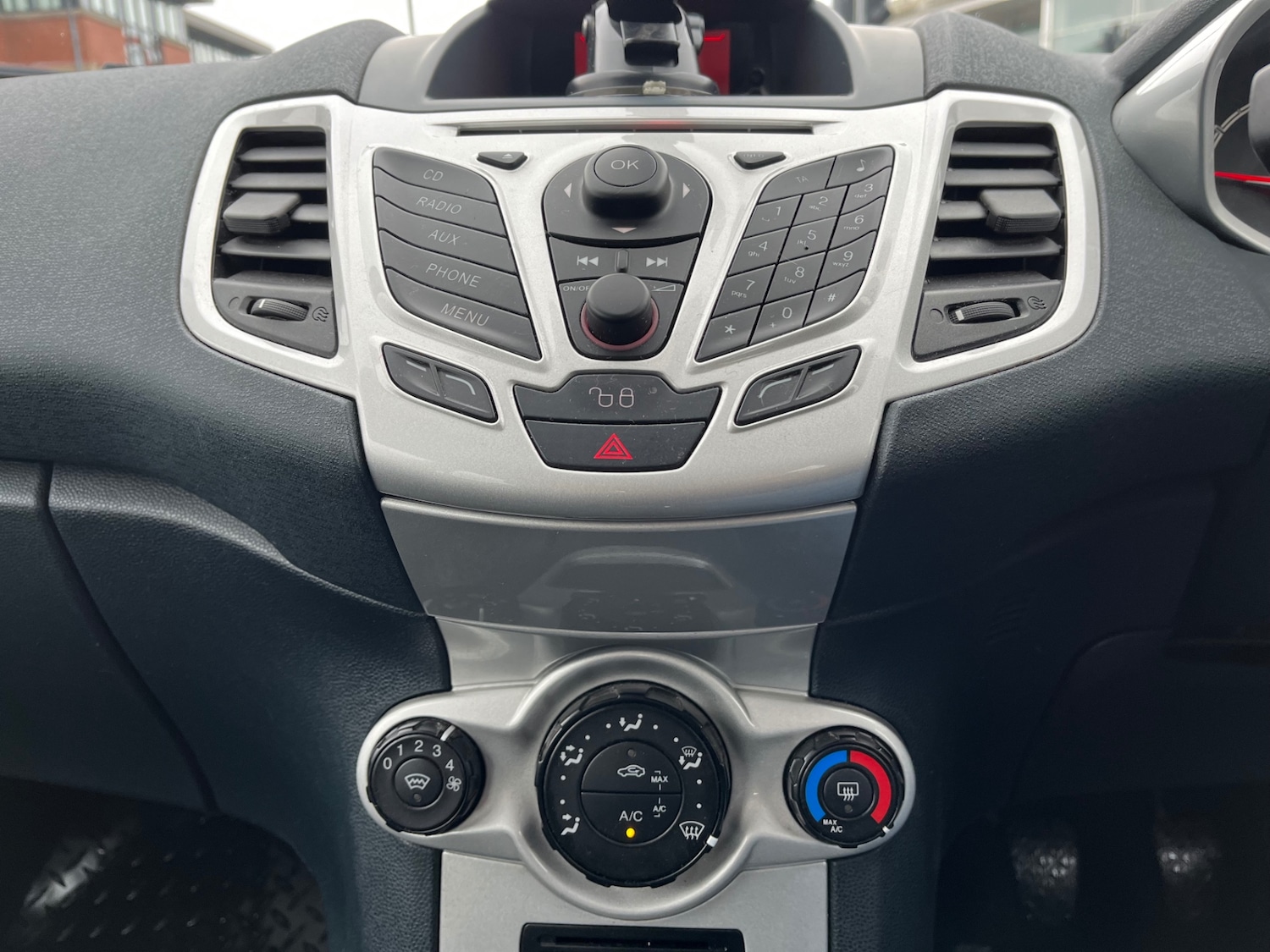 Used Ford Fiesta 2012 for sale - 77547992: Photo 21