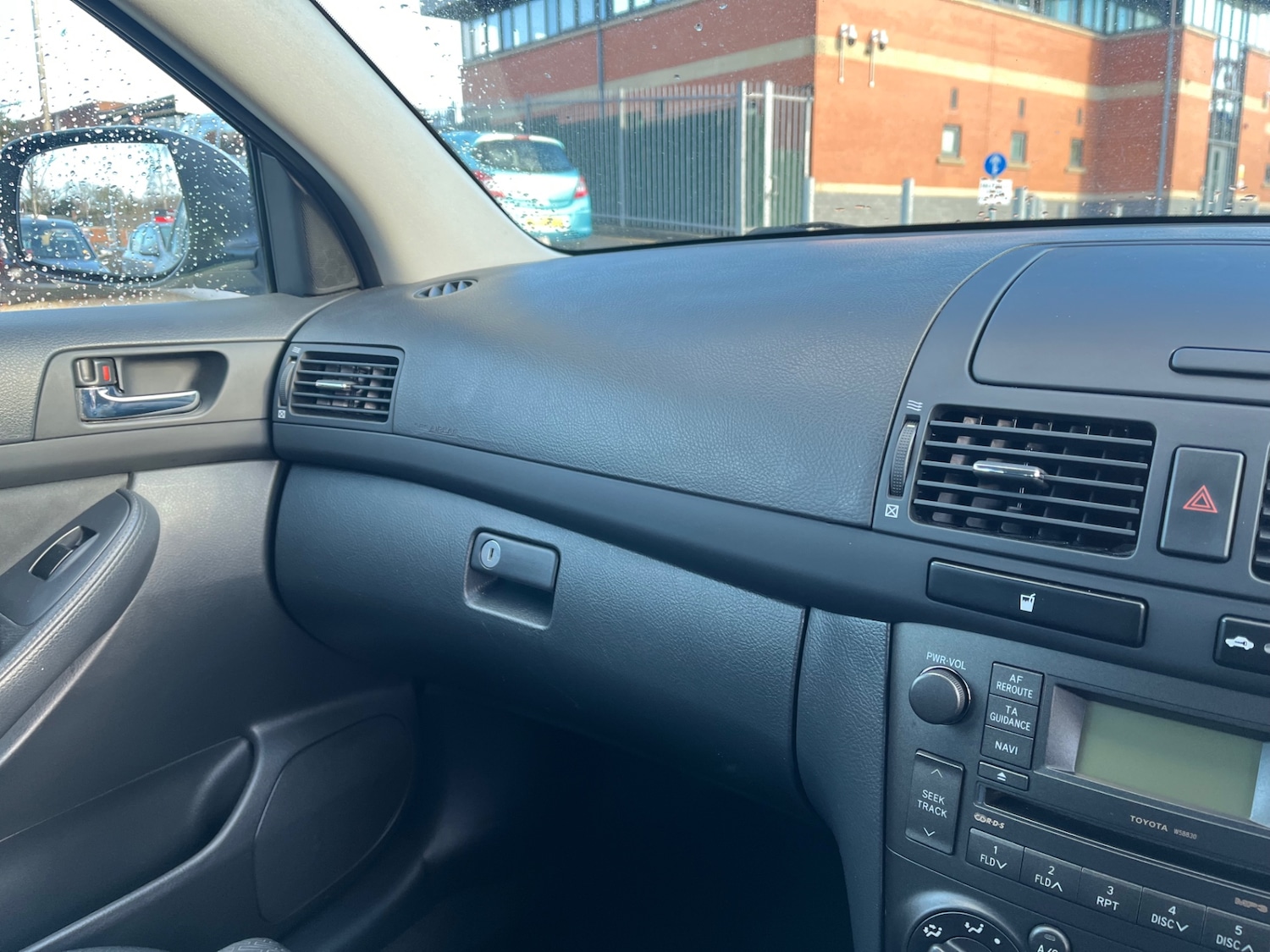 Used Toyota Avensis 2006 for sale - 77189085: Photo 18