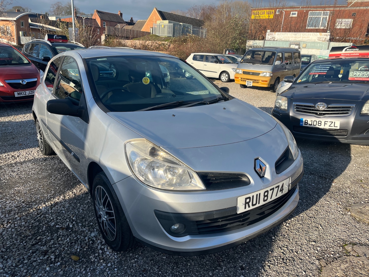 Used Renault Clio 2009 for sale - 76908854: Photo 1