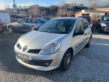Used Renault Clio 2009 for sale - 76908854: Photo