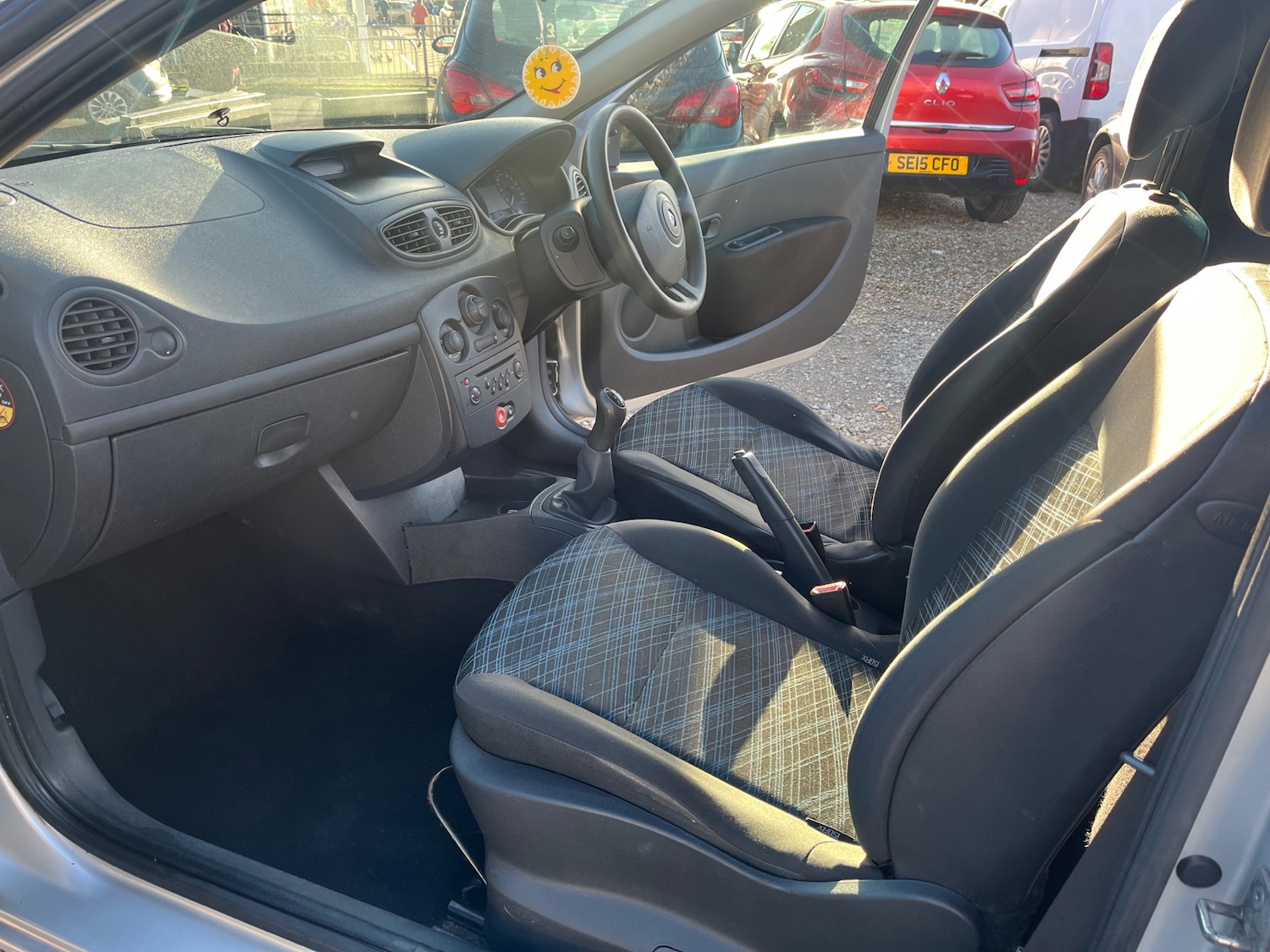 Used Renault Clio 2009 for sale - 76908854: Photo 9