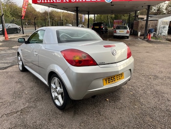 Used Vauxhall Tigra 2006 for sale - 77140804: Photo