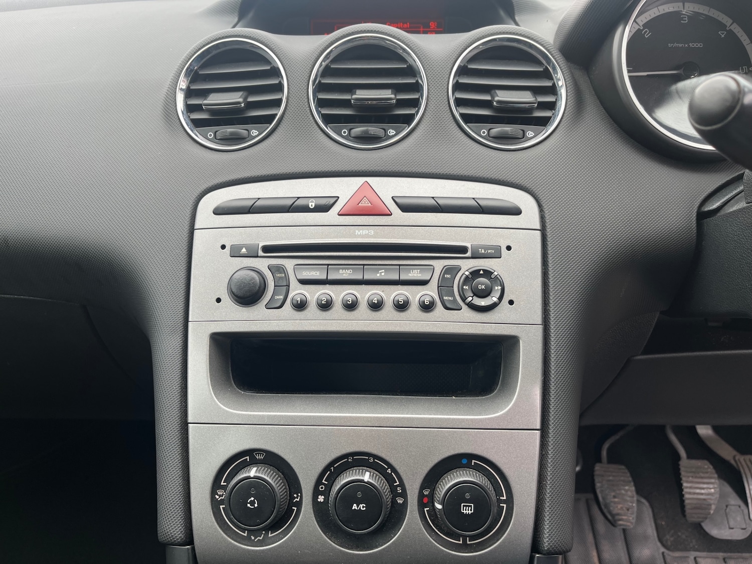 Used Peugeot 308 2009 for sale - 78045796: Photo 19