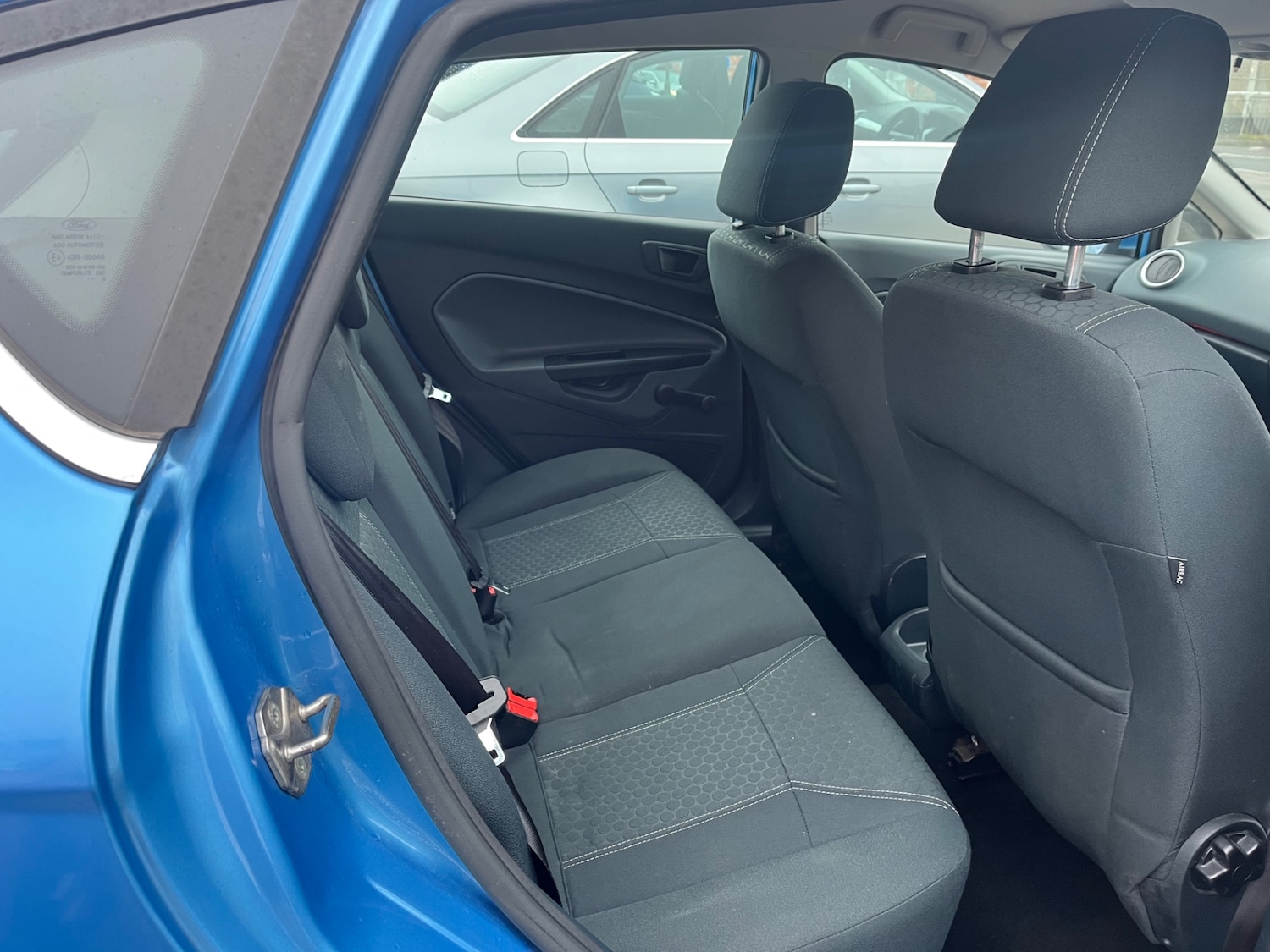 Used Ford Fiesta 2010 for sale - 76511136: Photo 11