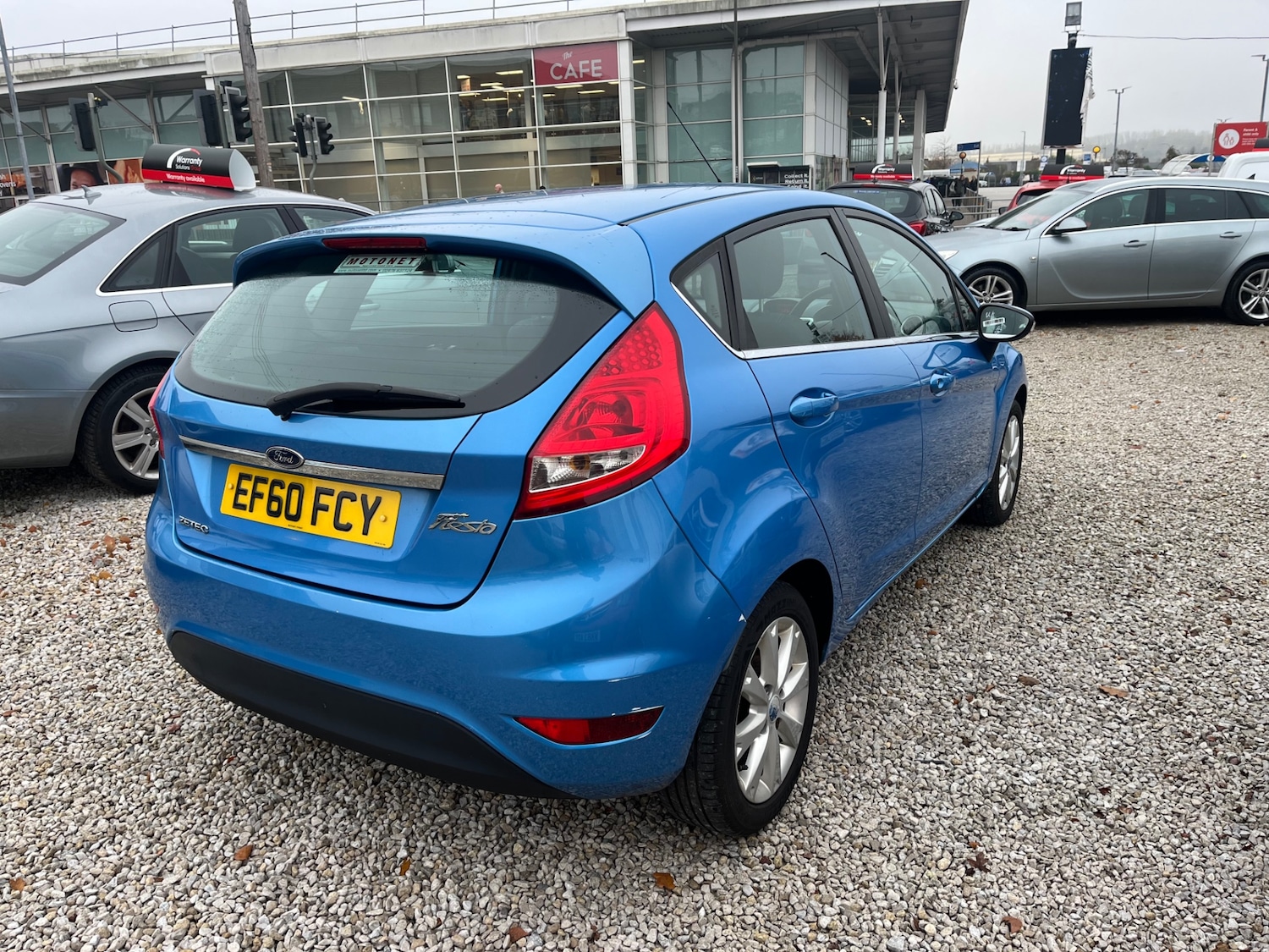 Used Ford Fiesta 2010 for sale - 76511136: Photo 4