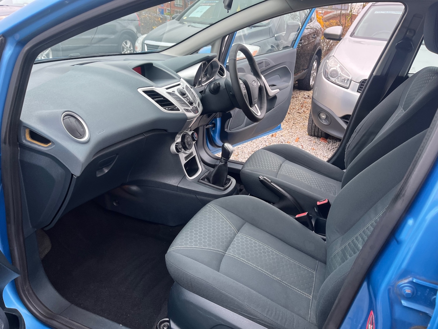 Used Ford Fiesta 2010 for sale - 76511136: Photo 6