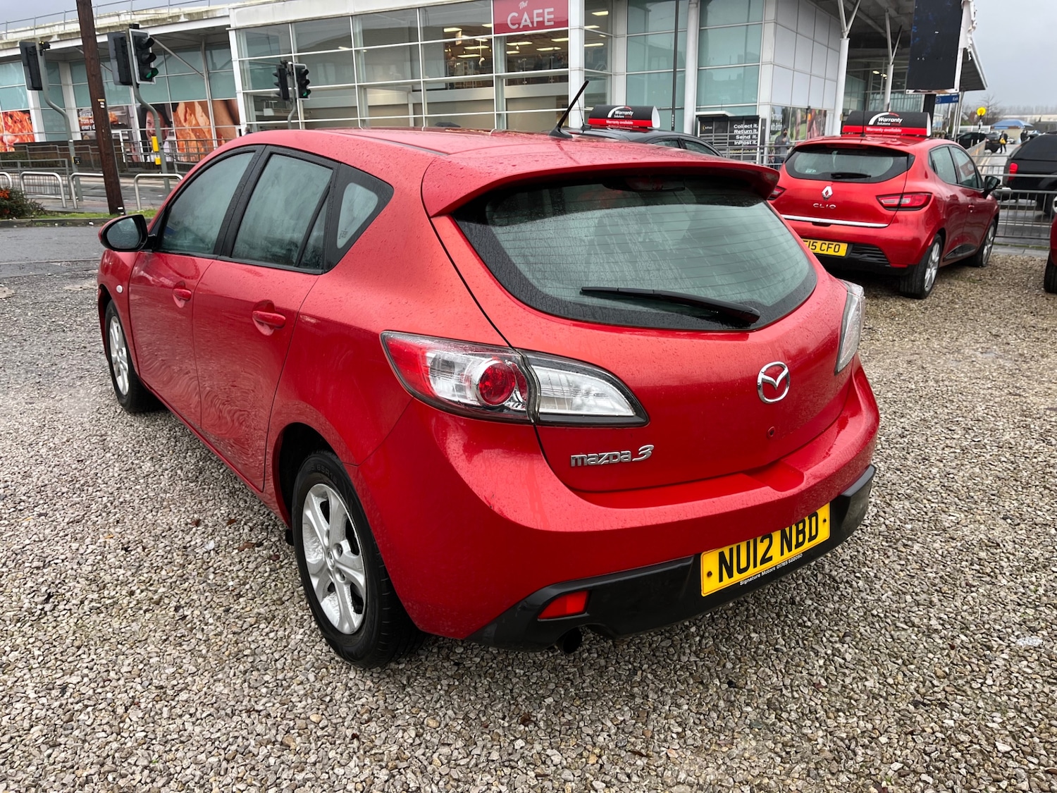 Used Mazda Mazda3 2012 for sale - 76949417: Photo 4