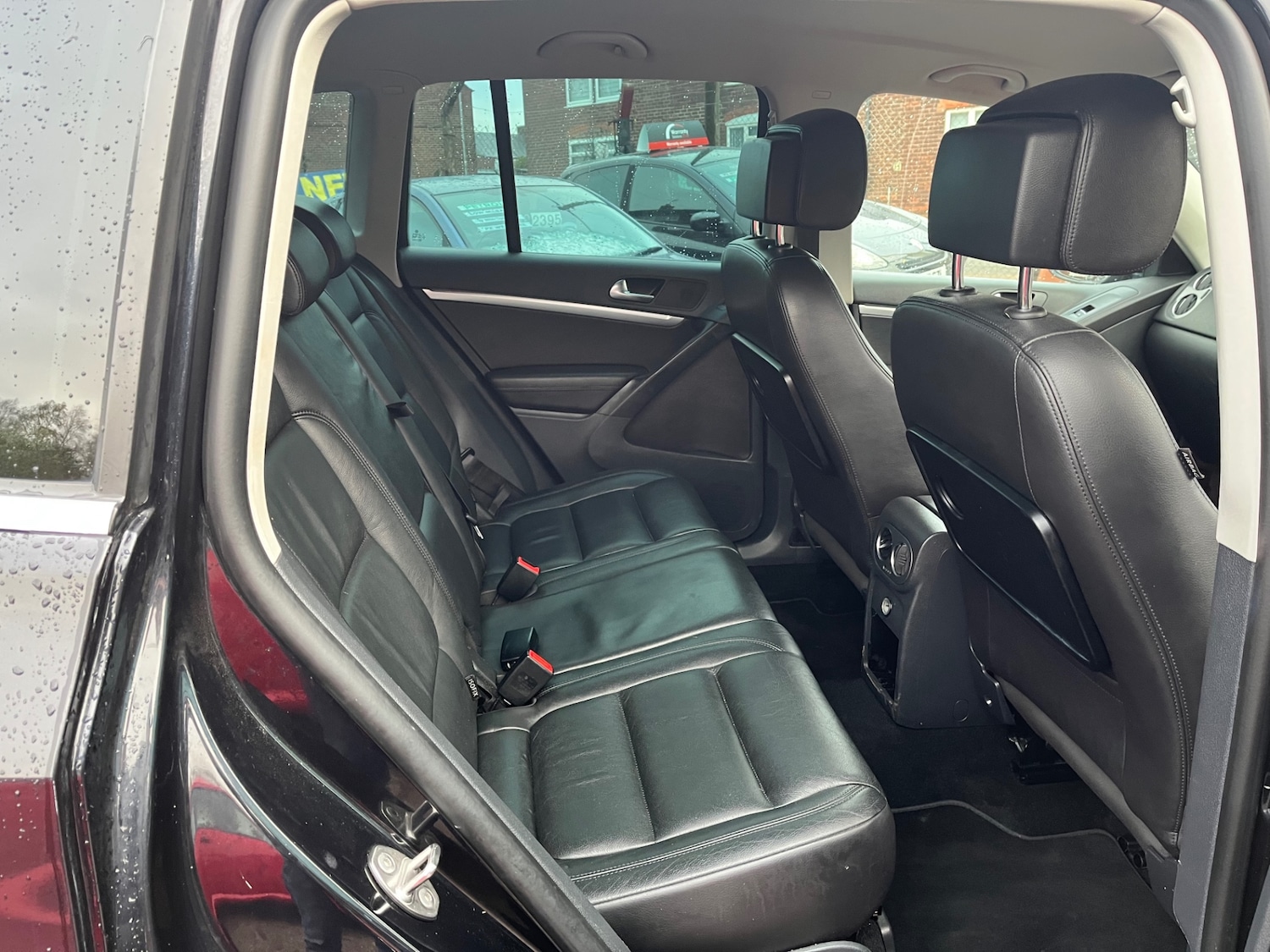 Used Volkswagen Tiguan 2012 for sale - 76684151: Photo 8