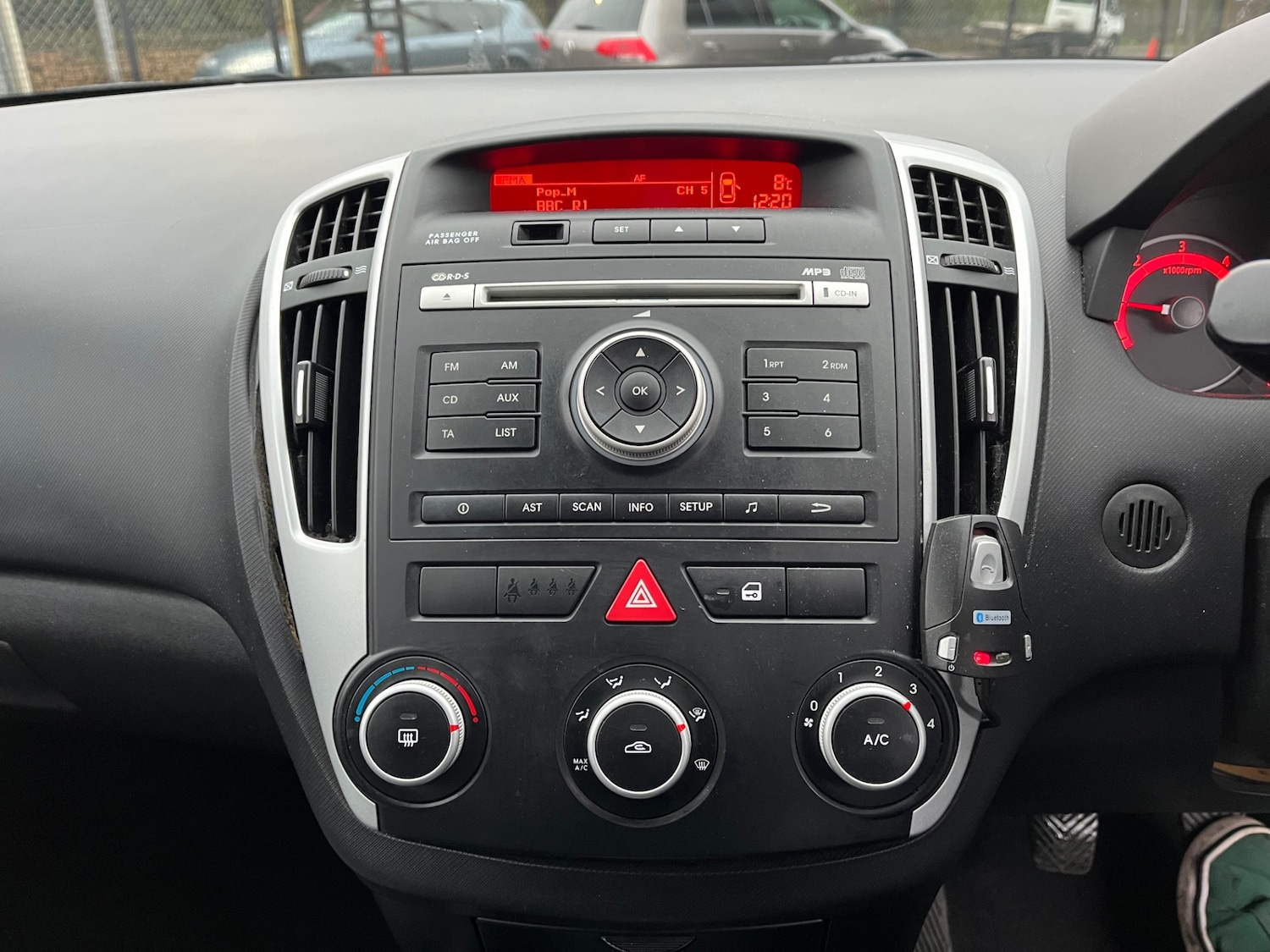 Used Kia Ceed 2011 for sale - 77007732: Photo 17