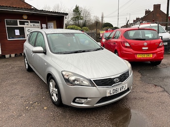 Used Kia Ceed 2011 for sale - 77007732: Photo