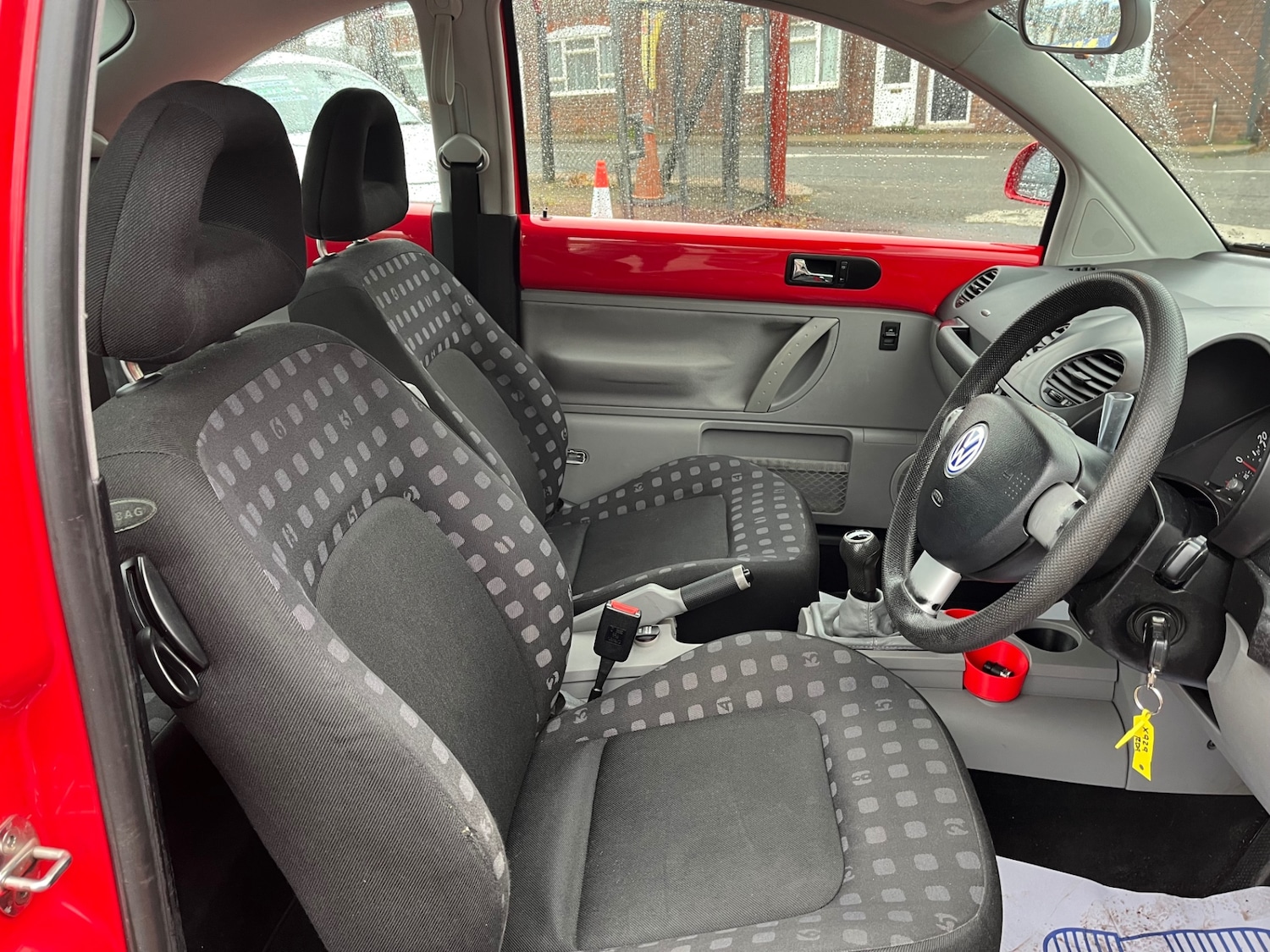 Used Volkswagen Beetle 2000 for sale - 76415727: Photo 7