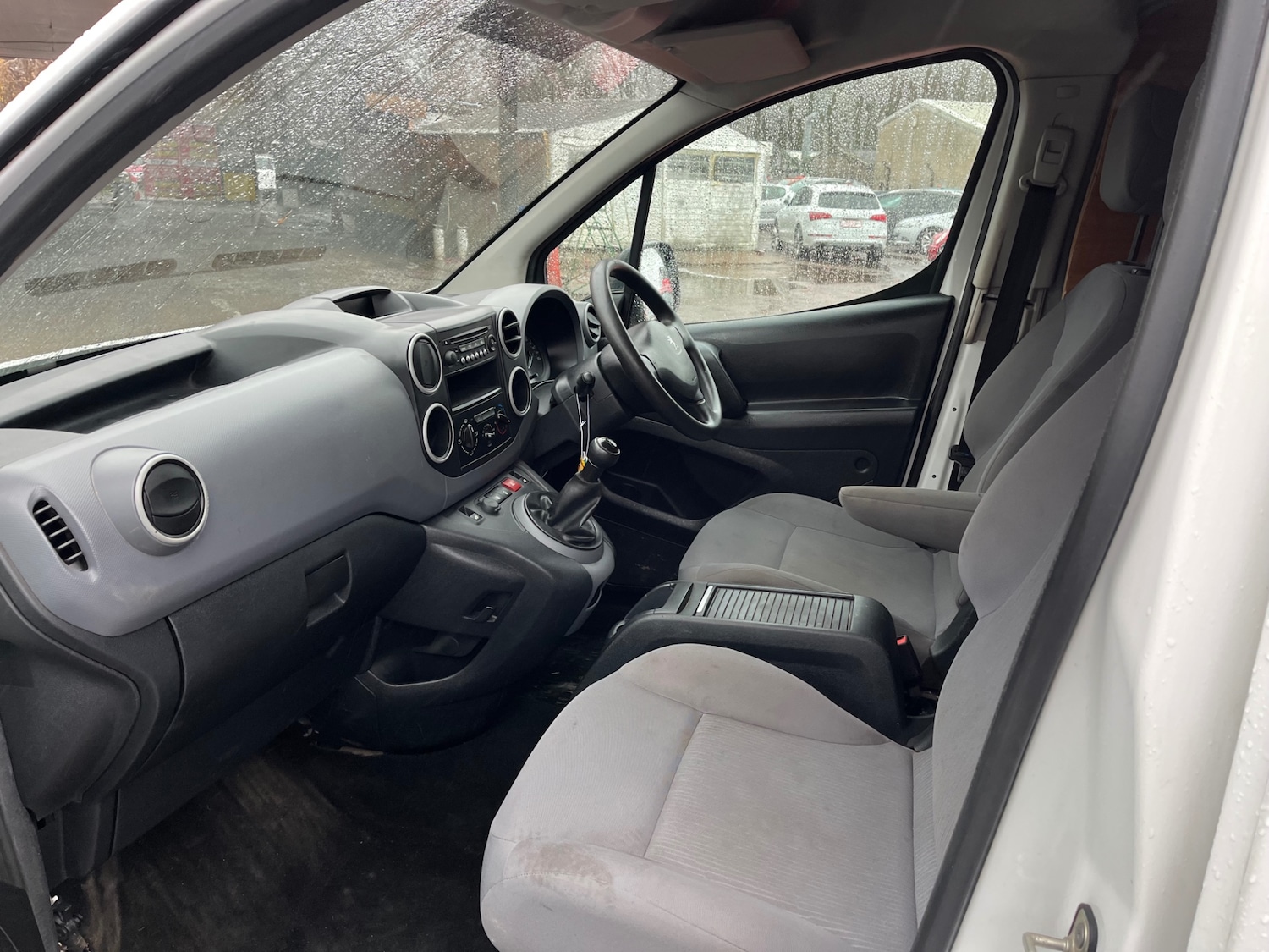 Used Peugeot Partner 2015 for sale - 76768965: Photo 10