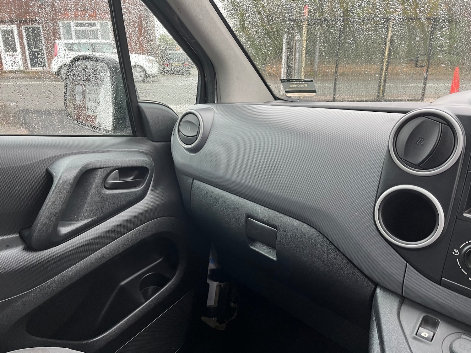 Used Peugeot Partner 2015 for sale - 76768965: Photo 15