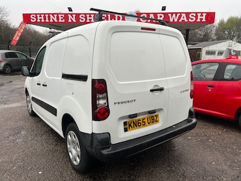 Used Peugeot Partner 2015 for sale - 76768965: Photo
