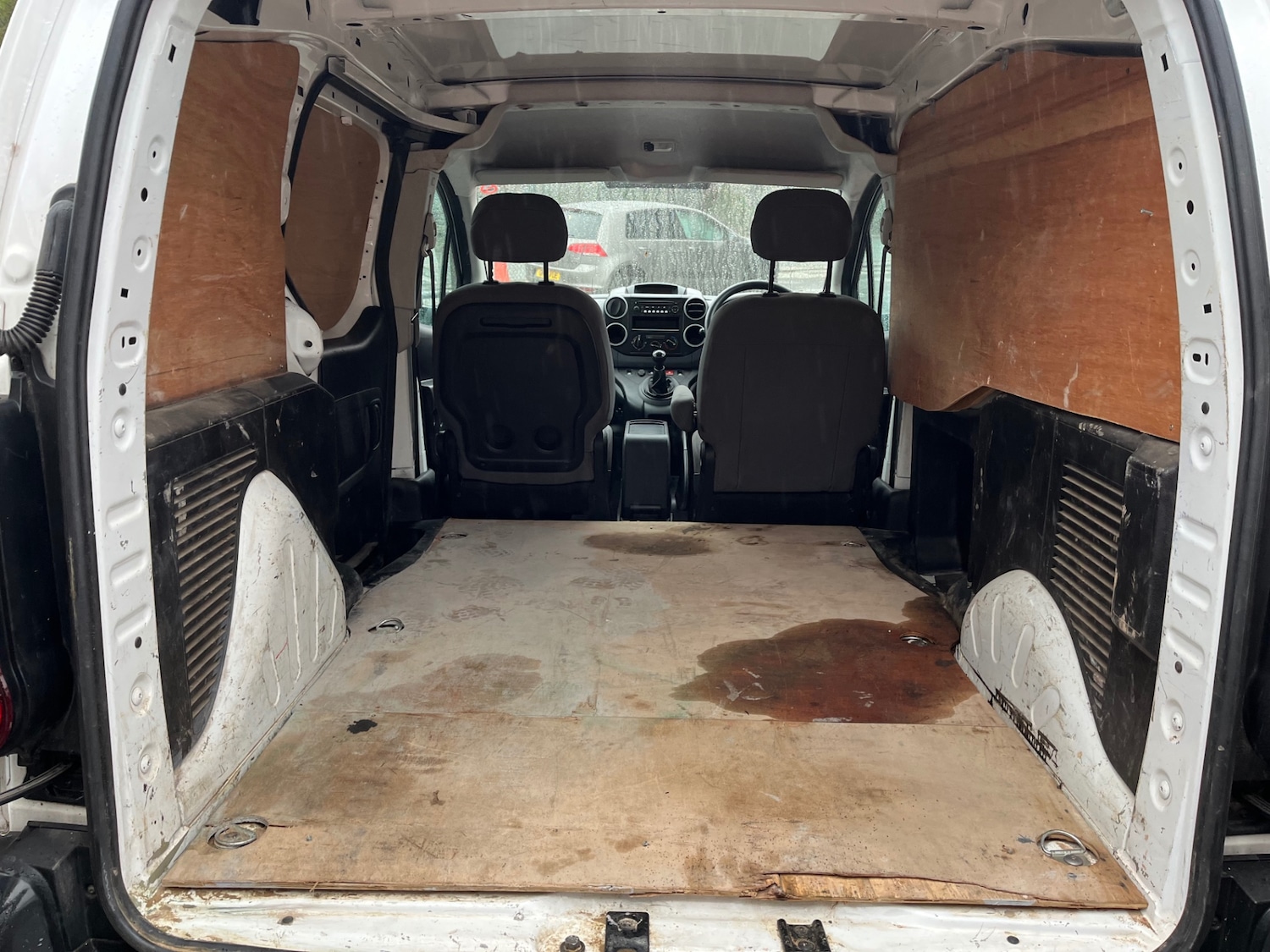 Used Peugeot Partner 2015 for sale - 76768965: Photo 8