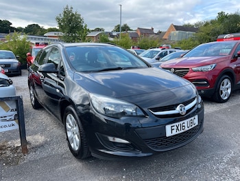 2016 (16) - 1.6i 16V Design 5dr Auto
