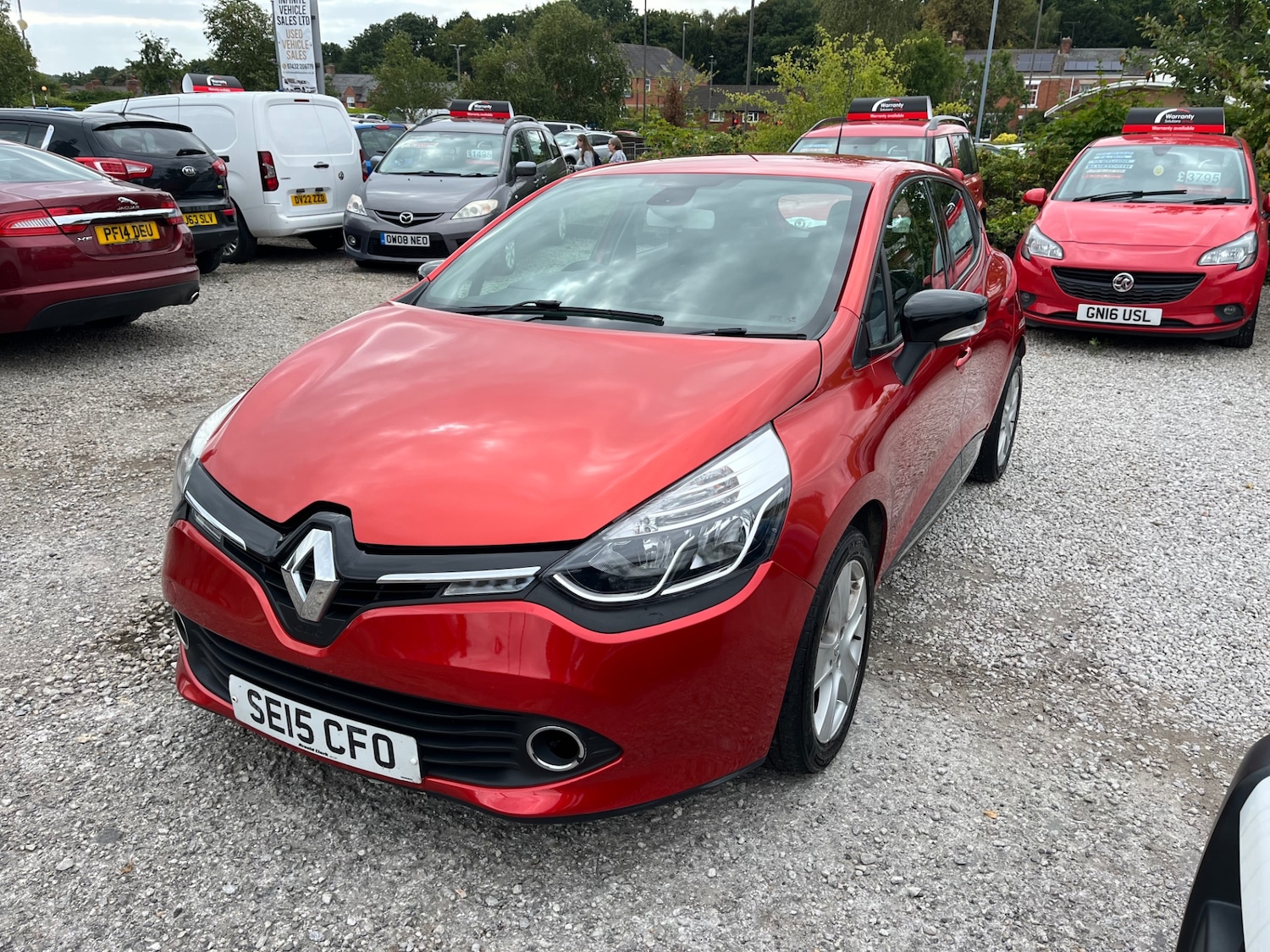 Used Renault Clio 2015 for sale - 76178209: Photo 3