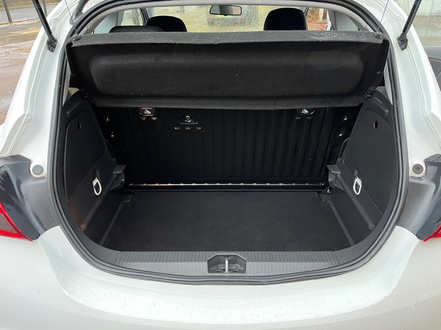 Used Vauxhall Corsa 2017 for sale - 76536526: Photo 7