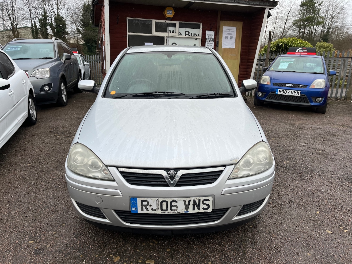 Used Vauxhall Corsa 2006 for sale - 77140799: Photo 2