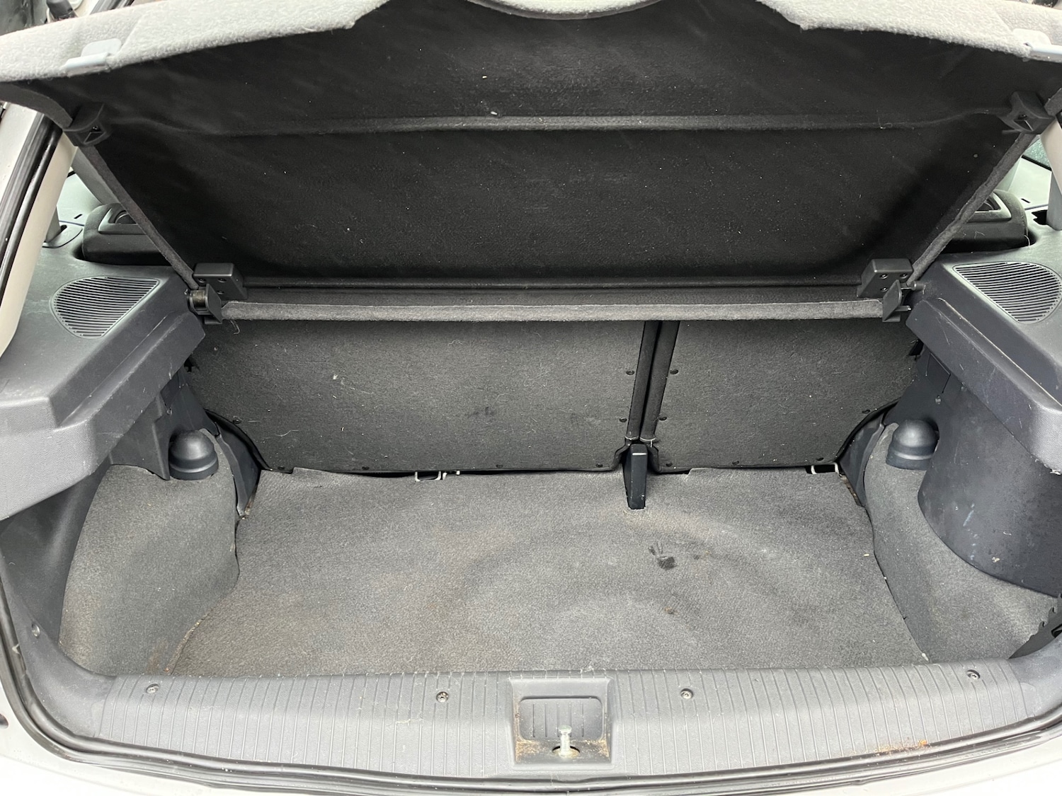 Used Vauxhall Corsa 2006 for sale - 77140799: Photo 9