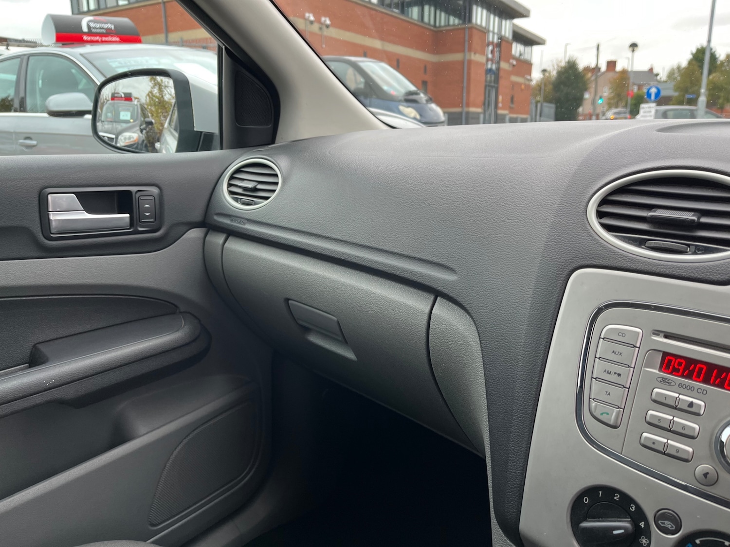 Used Ford Focus 2008 for sale - 76453156: Photo 17