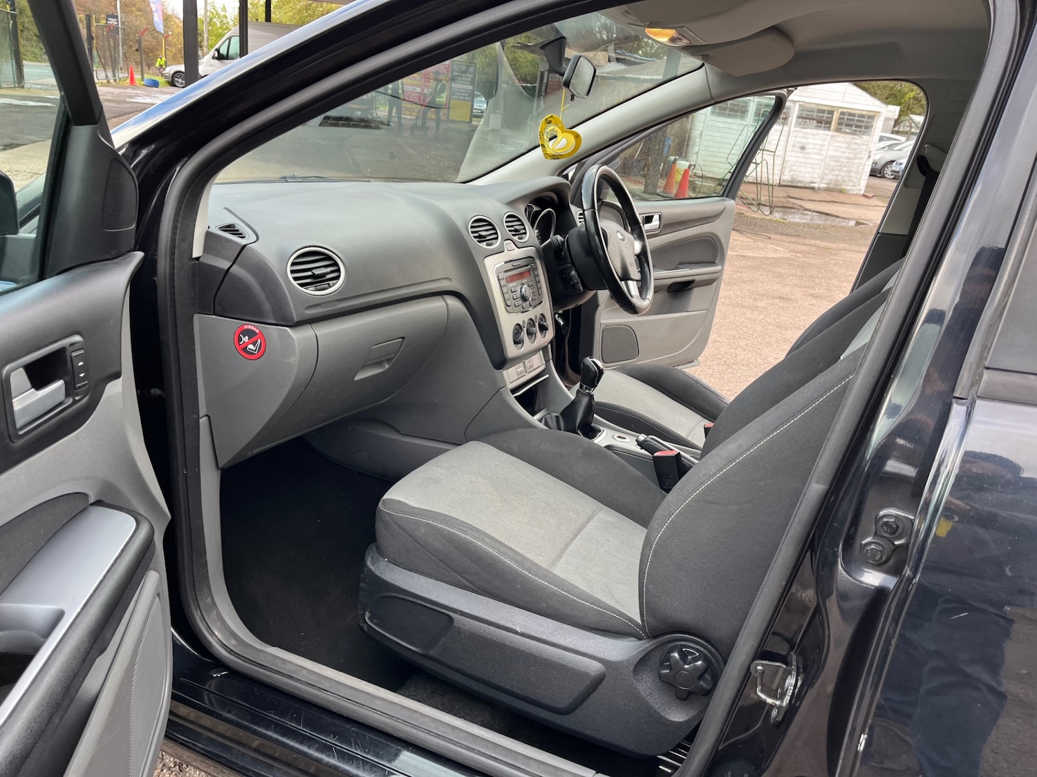 Used Vauxhall Corsa 2010 for sale - 76397205: Photo 11