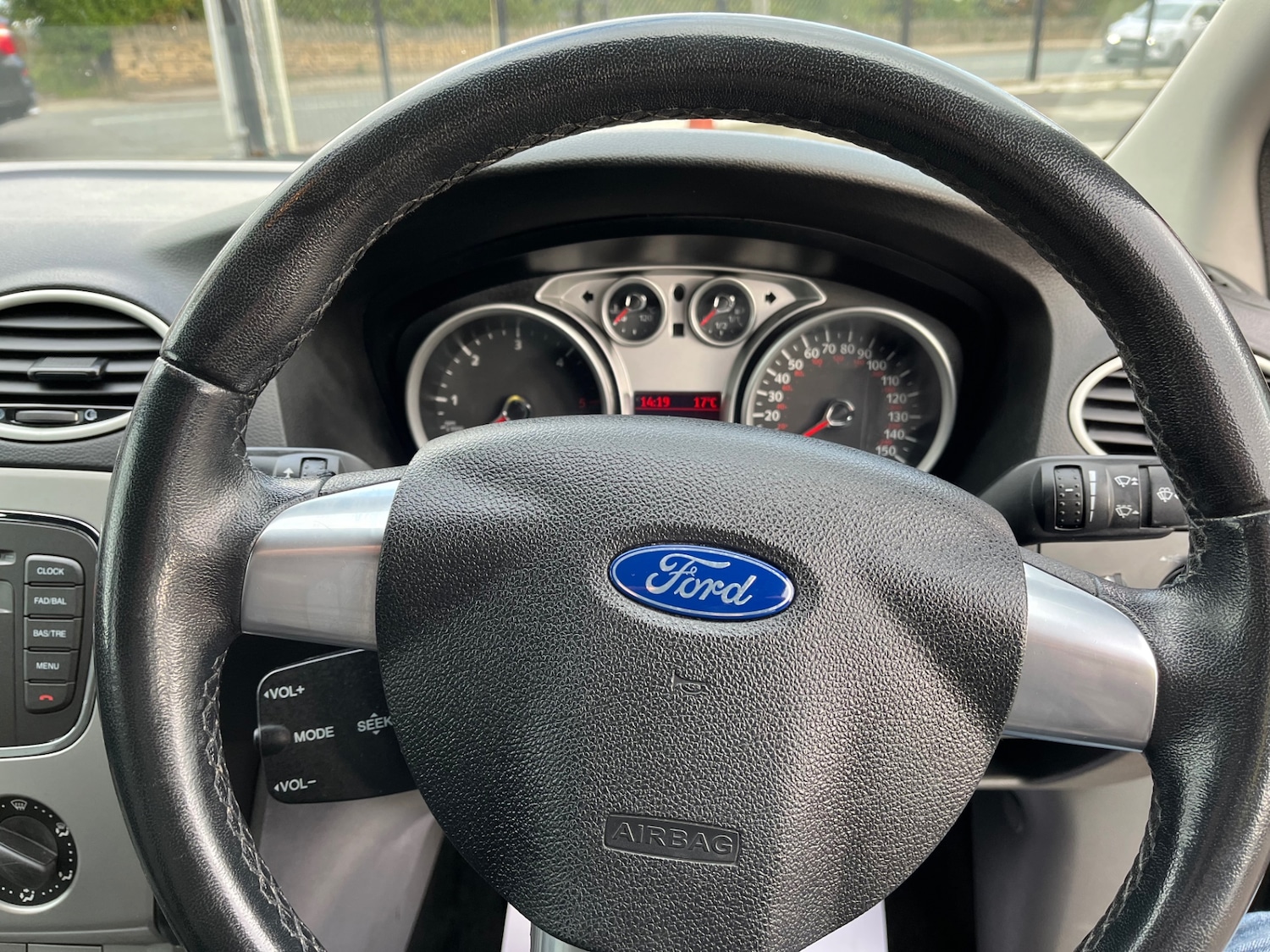 Used Vauxhall Corsa 2010 for sale - 76397205: Photo 18