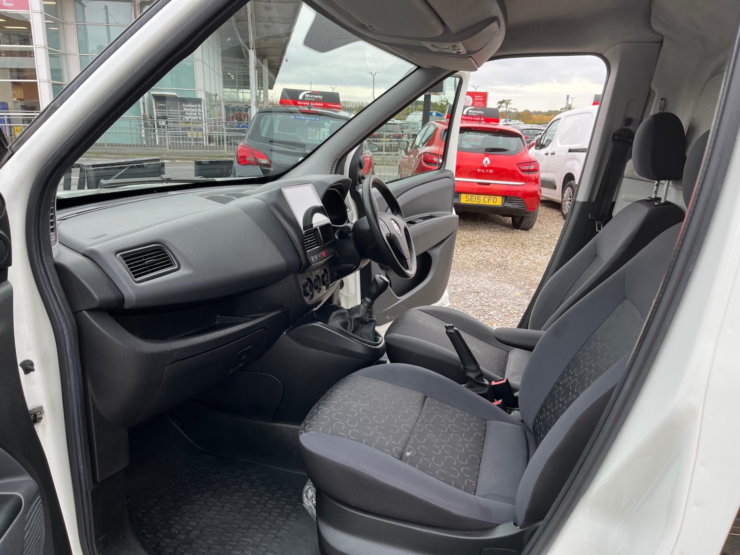 Used Fiat Doblo 2015 for sale - 76416168: Photo 10