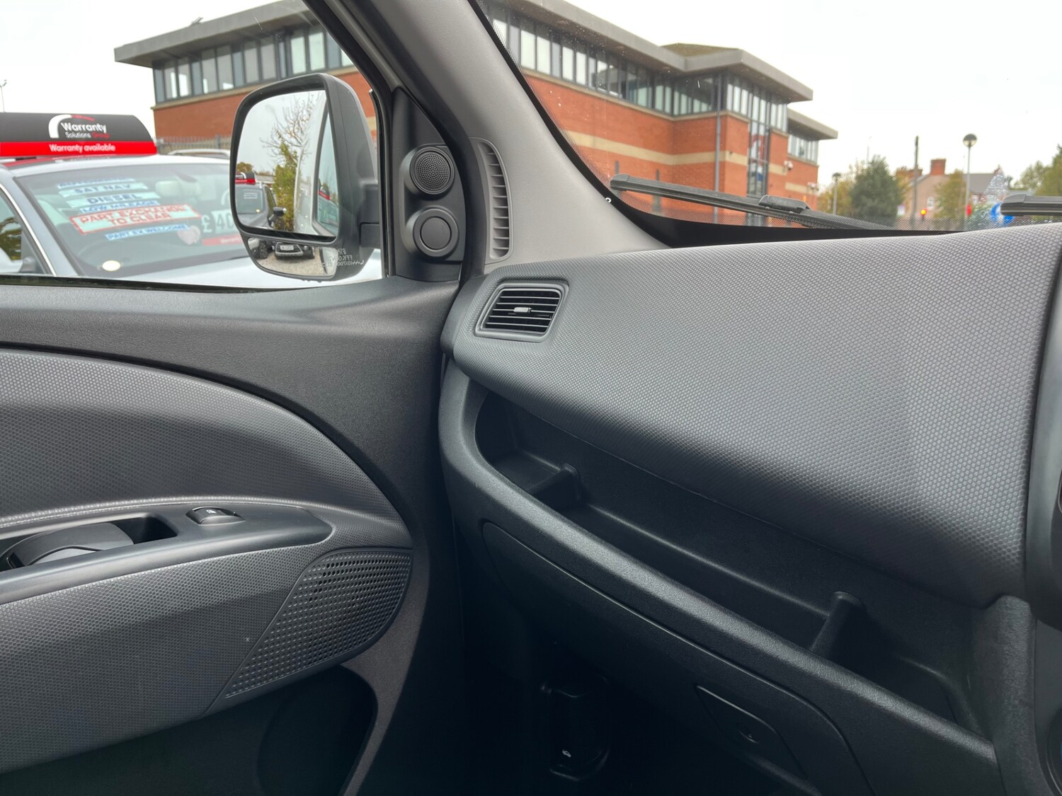 Used Fiat Doblo 2015 for sale - 76416168: Photo 14